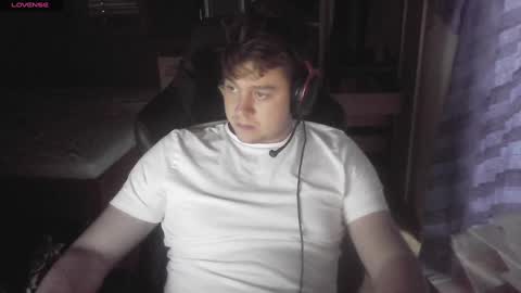 iloveyoutoo2000 online show from 01-01-25, 03:14