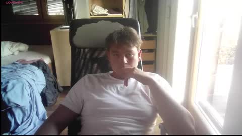 iloveyoutoo2000 online show from 09-08-25, 04:50