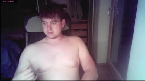 iloveyoutoo2000 online show from 09-10-25, 07:58