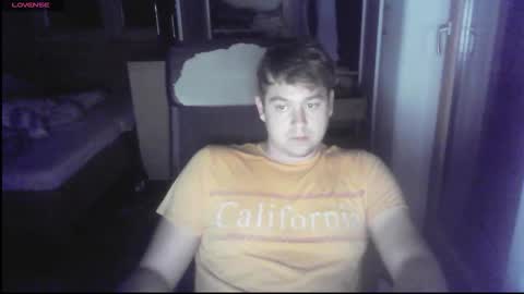 iloveyoutoo2000 online show from 09-23-25, 05:38