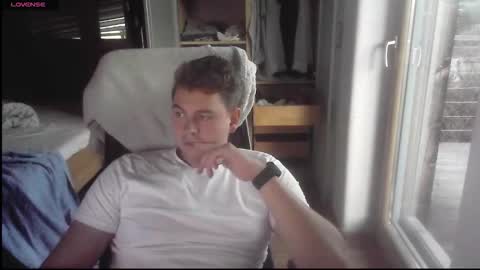 iloveyoutoo2000 online show from 09-30-25, 04:45