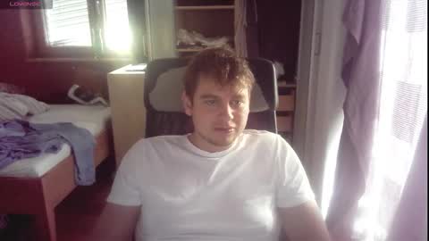 iloveyoutoo2000 online show from 11-18-25, 09:25