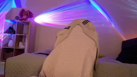 ilucyme online show from 12-13-24, 07:43