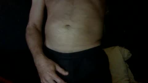 Snapshot of iluvallblakchicks3 chatting on 12-17-25, 03:29 iluvallblakchicks3 online show from 12-17-25, 03:29