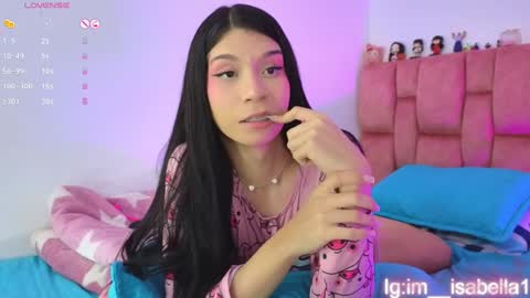 Snapshot of im__isabella chatting on 12-24-24, 04:44 Isa Vasquez  online show from 12-24-24, 04:44
