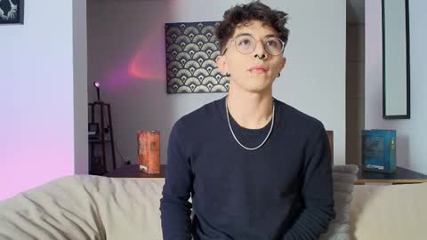 IM  THOMAS online show from 09-09-25, 03:28