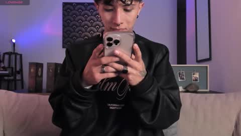 IM  THOMAS online show from 10-19-25, 05:08