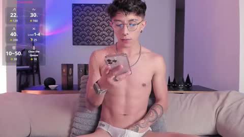 IM  THOMAS online show from 12-20-25, 02:07