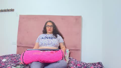 Alaya online show from 02-23-26, 05:38