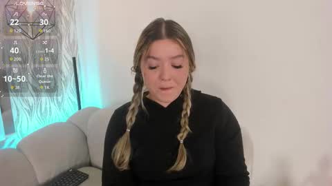 DAHLIA online show from 12-22-25, 08:06