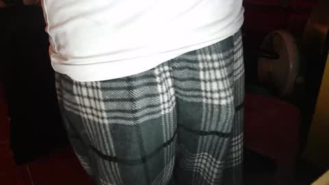 Snapshot of im_dave21 chatting on 10-25-25, 02:02 im_dave21 online show from 10-25-25, 02:02