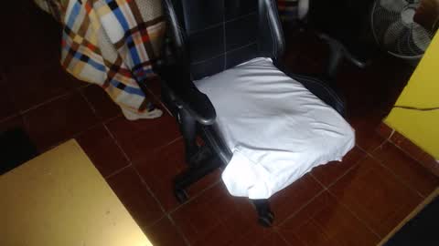 Snapshot of im_dave21 chatting on 11-19-25, 09:09 im_dave21 online show from 11-19-25, 09:09