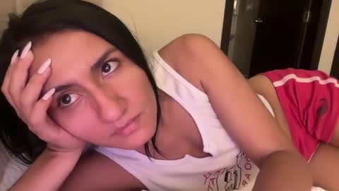 Snapshot of im_dayana chatting on 09-27-25, 03:55 instagram  online show from 09-27-25, 03:55