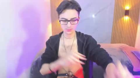 Snapshot of im_dayros chatting on 12-15-25, 03:22 dayros online show from 12-15-25, 03:22