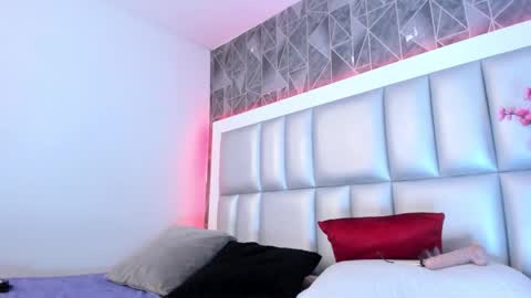  Im Gaia online show from 03-03-25, 07:28