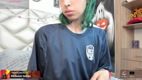  Im Gaia online show from 10-20-25, 12:38