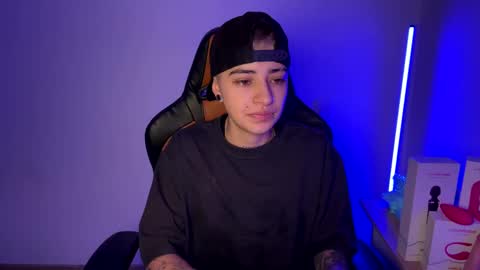 Laia online show from 02-15-25, 10:11