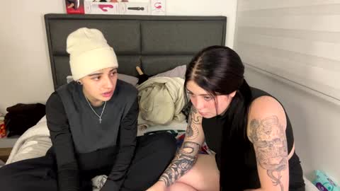 Laia online show from 02-21-25, 05:13