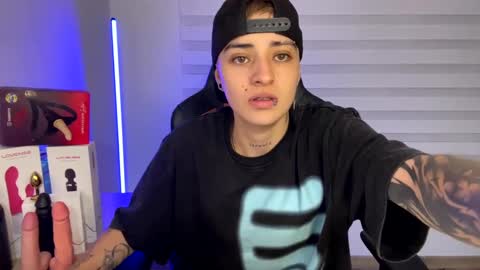 Laia online show from 03-12-25, 02:52