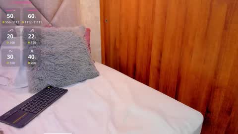 Manu  online show from 12-04-25, 12:03