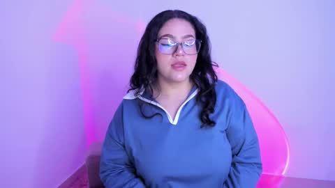 Snapshot of im_meii chatting on 09-21-25, 12:34 mei mei uwu online show from 09-21-25, 12:34