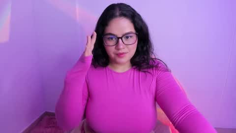 Snapshot of im_meii chatting on 09-23-25, 11:30 mei mei uwu online show from 09-23-25, 11:30