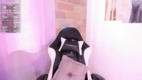 Scarlet  online show from 09-15-25, 08:42