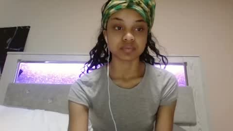 scarlett amour online show from 01-30-25, 04:02