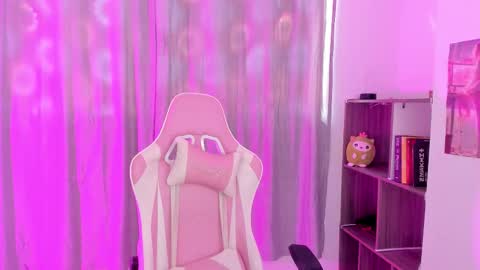 Snapshot of imbabedani chatting on 12-02-25, 08:59 Danibabe online show from 12-02-25, 08:59