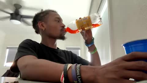 imchokingchicken online show from 09-24-25, 10:13