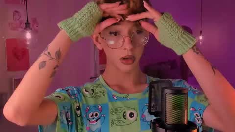 Snapshot of imdamiano chatting on 09-20-25, 07:37 Damiano online show from 09-20-25, 07:37