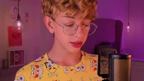 Snapshot of imdamiano chatting on 10-23-25, 09:35 Damiano online show from 10-23-25, 09:35