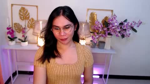 Snapshot of imdestined_foryou chatting on 01-09-25, 12:35 Ashley online show from 01-09-25, 12:35