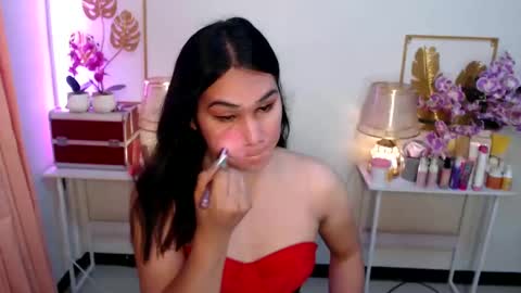 Snapshot of imdestined_foryou chatting on 01-10-25, 02:02 Ashley online show from 01-10-25, 02:02