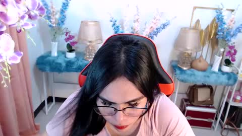 Snapshot of imdestined_foryou chatting on 02-05-25, 05:09 Ashley online show from 02-05-25, 05:09