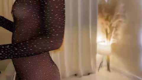 Gabriela online show from 12-21-24, 01:04