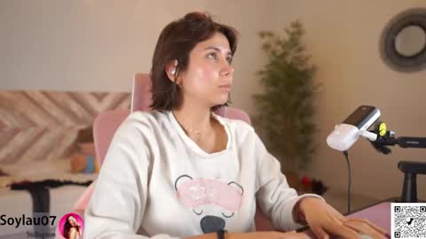 Snapshot of imjess_ chatting on 01-12-26, 06:29 imjess_ online show from 01-12-26, 06:29