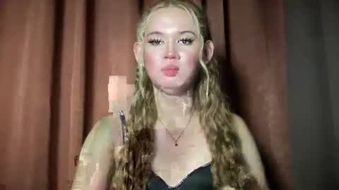 Mika online show from 02-04-26, 07:31