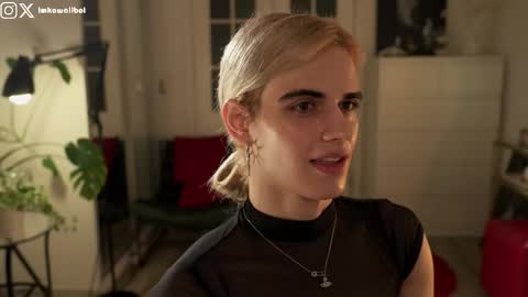 sasha hethey online show from 12-04-25, 02:21