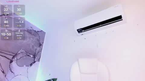 Leana online show from 12-09-24, 06:46