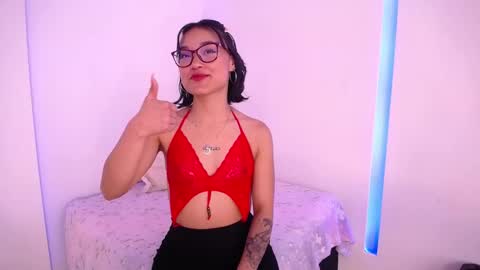 Snapshot of imlilit chatting on 02-18-26, 05:36 Lilit online show from 02-18-26, 05:36