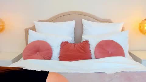 Snapshot of immablack chatting on 09-29-25, 12:32 Imma online show from 09-29-25, 12:32