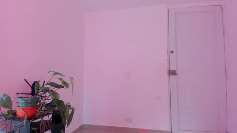 mia ---------  COL TIME online show from 12-22-24, 02:49