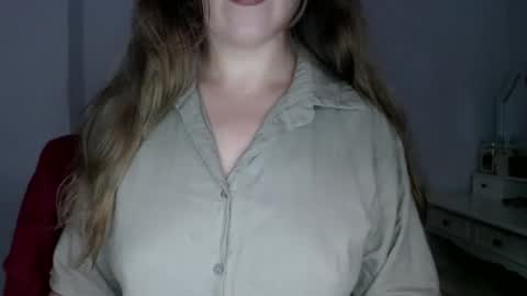 Snapshot of immouss chatting on 09-13-25, 10:09 Pola online show from 09-13-25, 10:09