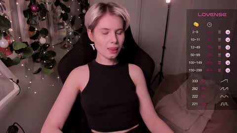 Mia online show from 12-18-24, 08:36