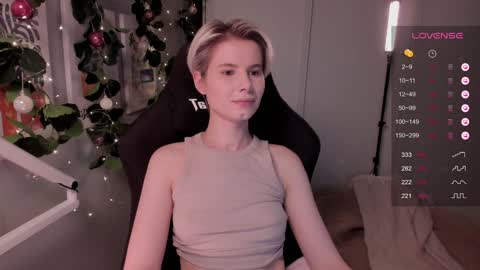 Mia online show from 12-23-24, 08:36