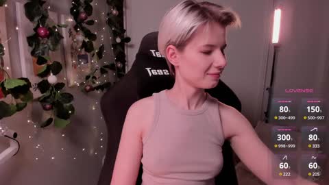 Mia online show from 01-04-25, 05:16