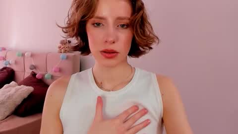 Snapshot of imogensy chatting on 02-28-26, 08:04 my name Imo Fansly online show from 02-28-26, 08:04