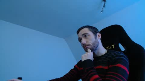 Snapshot of imsexyandiknowit89 chatting on 10-19-25, 11:49 Flummi online show from 10-19-25, 11:49