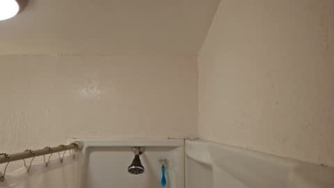 imthomas_ online show from 10-03-25, 12:29